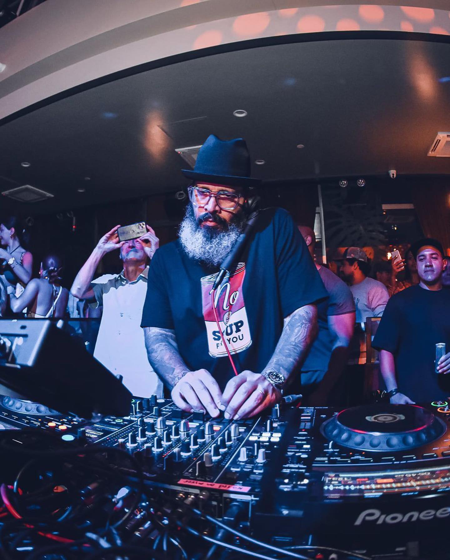 Harbor NYC resident DJ set and premium late-night crowd